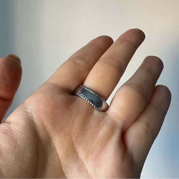 NWT) Kiera Sterling Silver Cocktail Ring - Picture 7 of 8